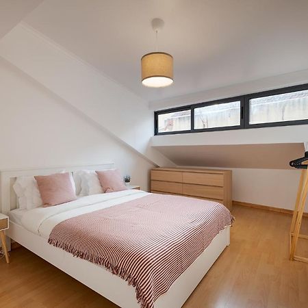 Central Gem IV - Lisbon Trendy Santos District With Dedicated Workspace Exterior foto